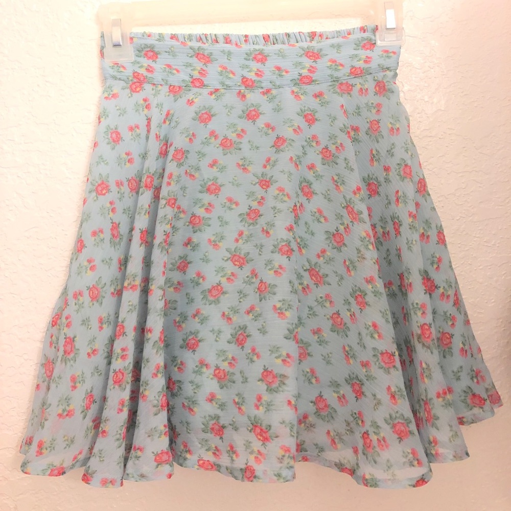FLORAL FLOWY SKIRT